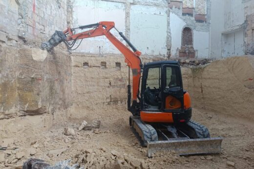 How Drum Cutters Outperform Hydraulic Hammers